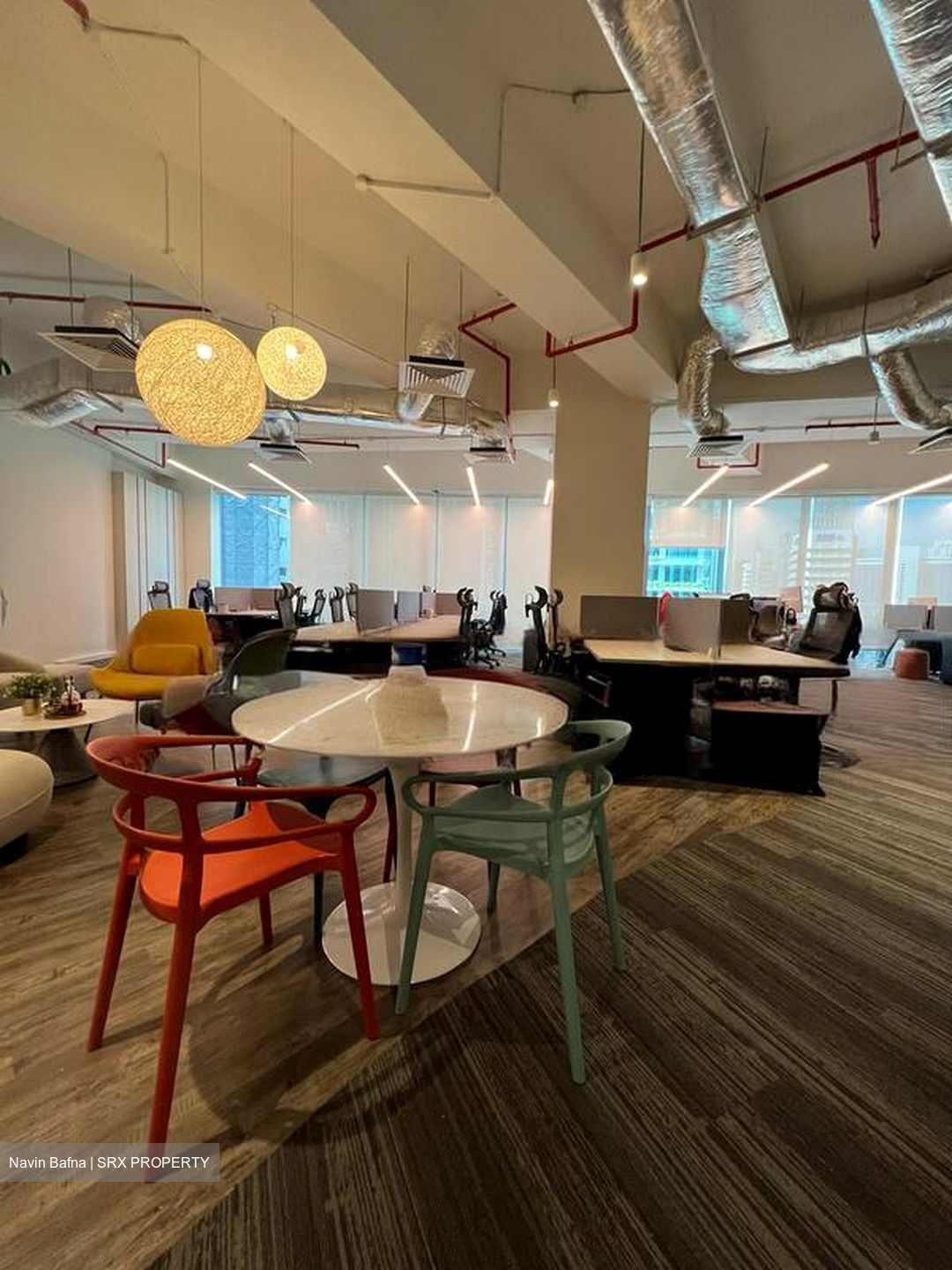 PLUS (D1), Office #463106601